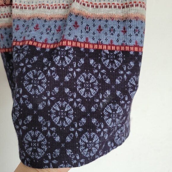 Torrid Sleeveless Western Aztec Geometric Print Floral Lace Tank Top Blouse 00 - Picture 4 of 11